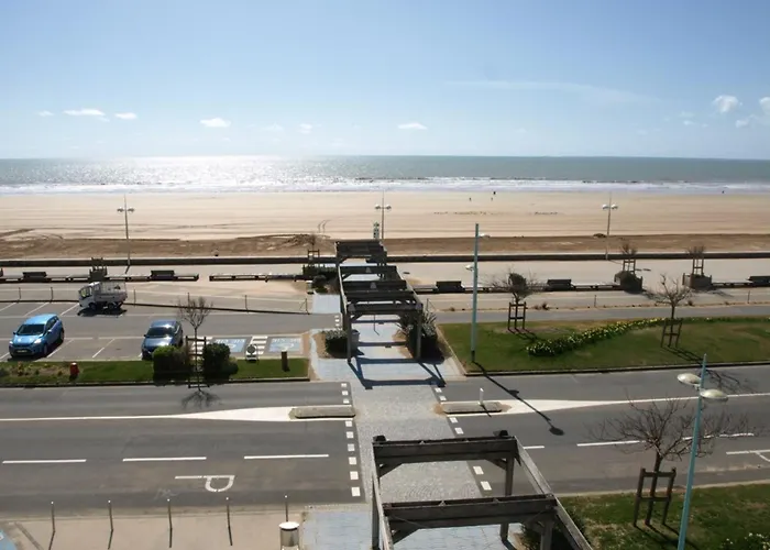 아파트 Confortable A Pour 5 Pers, Face A La - Fr-1-323-340